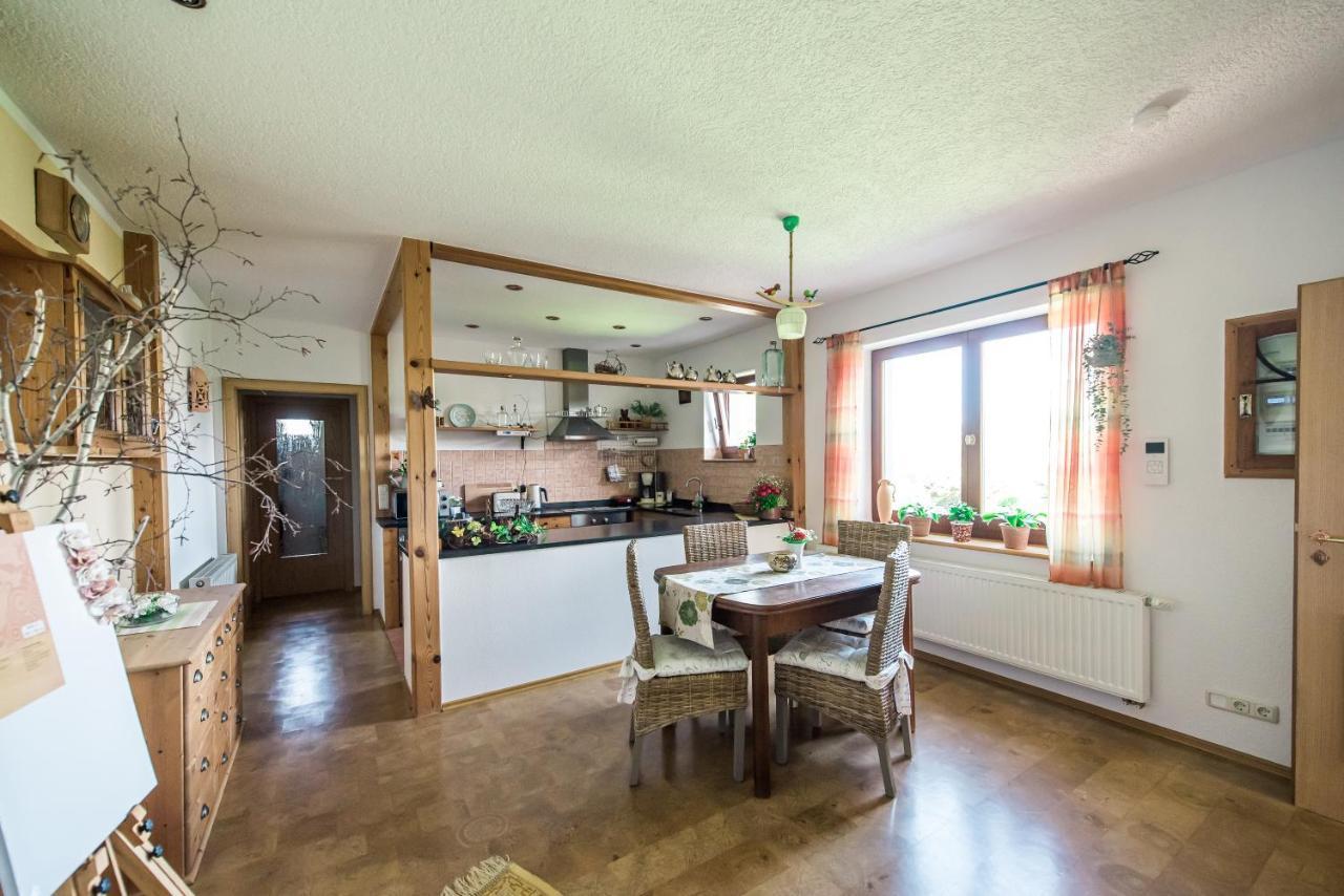Hussi'S Home Гросенхайн Екстериор снимка